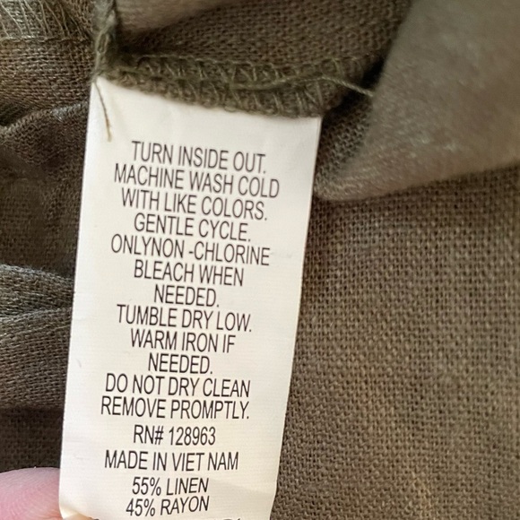 Indigo Rein | Green Paper Bag Waist Shorts - Picture 5 of 5